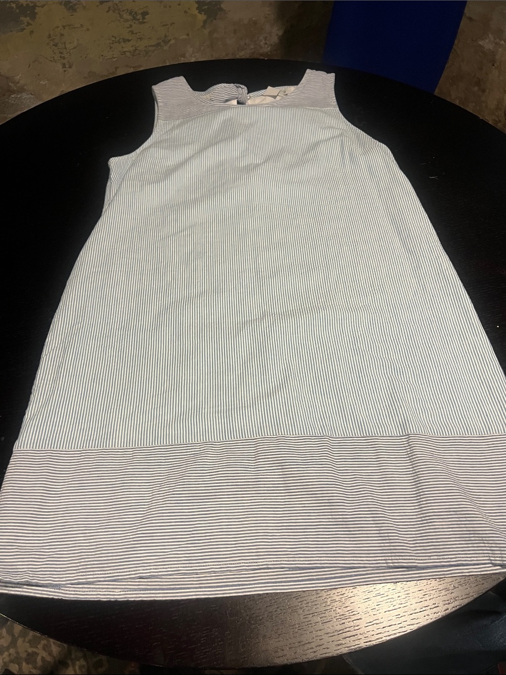 Vineyard vines seesucker dress. Woman’s size 12.